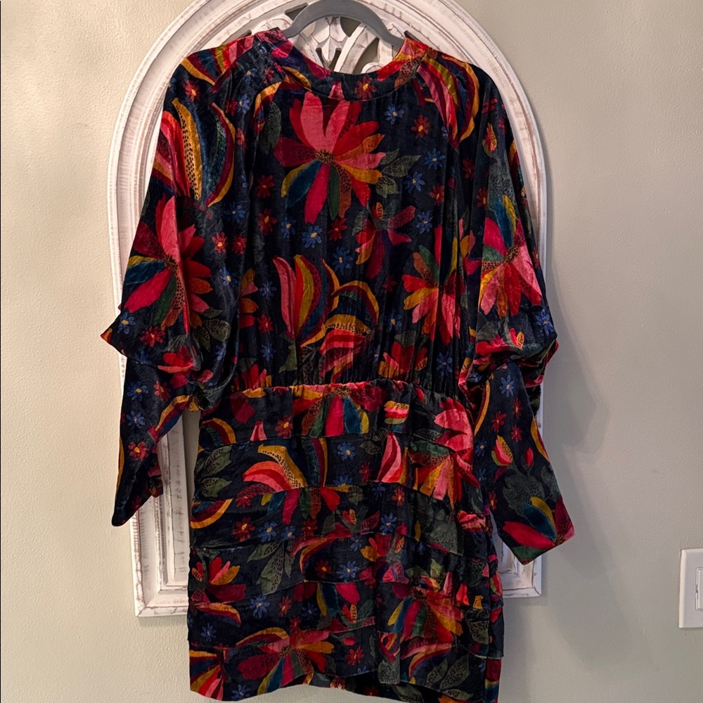 FARM Rio Multicolor Floral Long Sleeve Dress